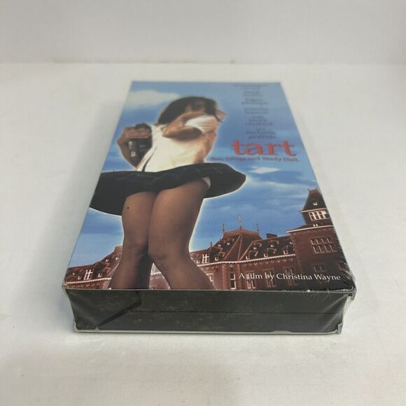 Tart VHS, 2002 Sealed New! Dominique Swain, Lacey Chabert - Picture 5 of 5